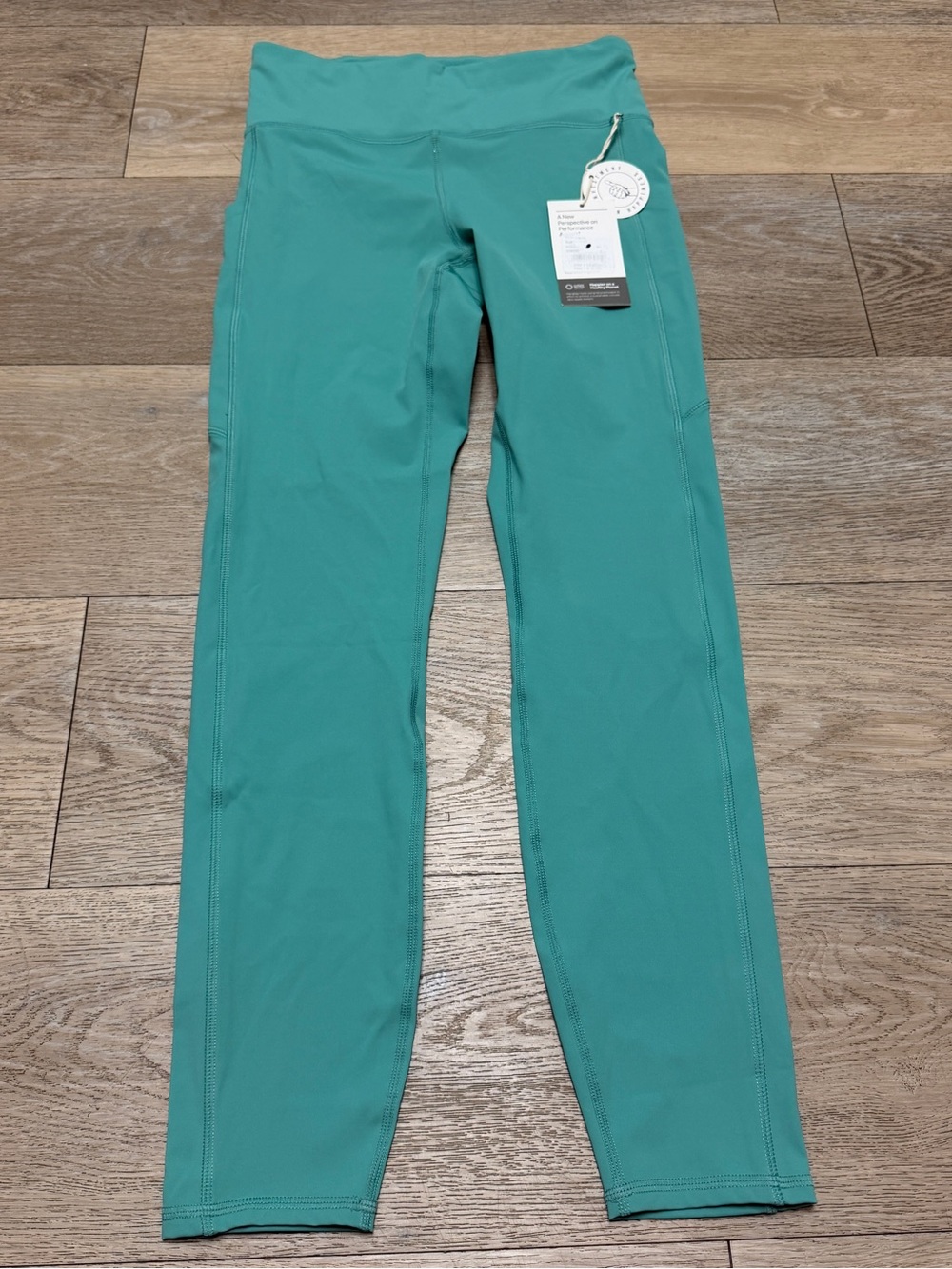New Vuori Stride Legging Size Small In Basil VW429 $89 Pockets NEW With Tags